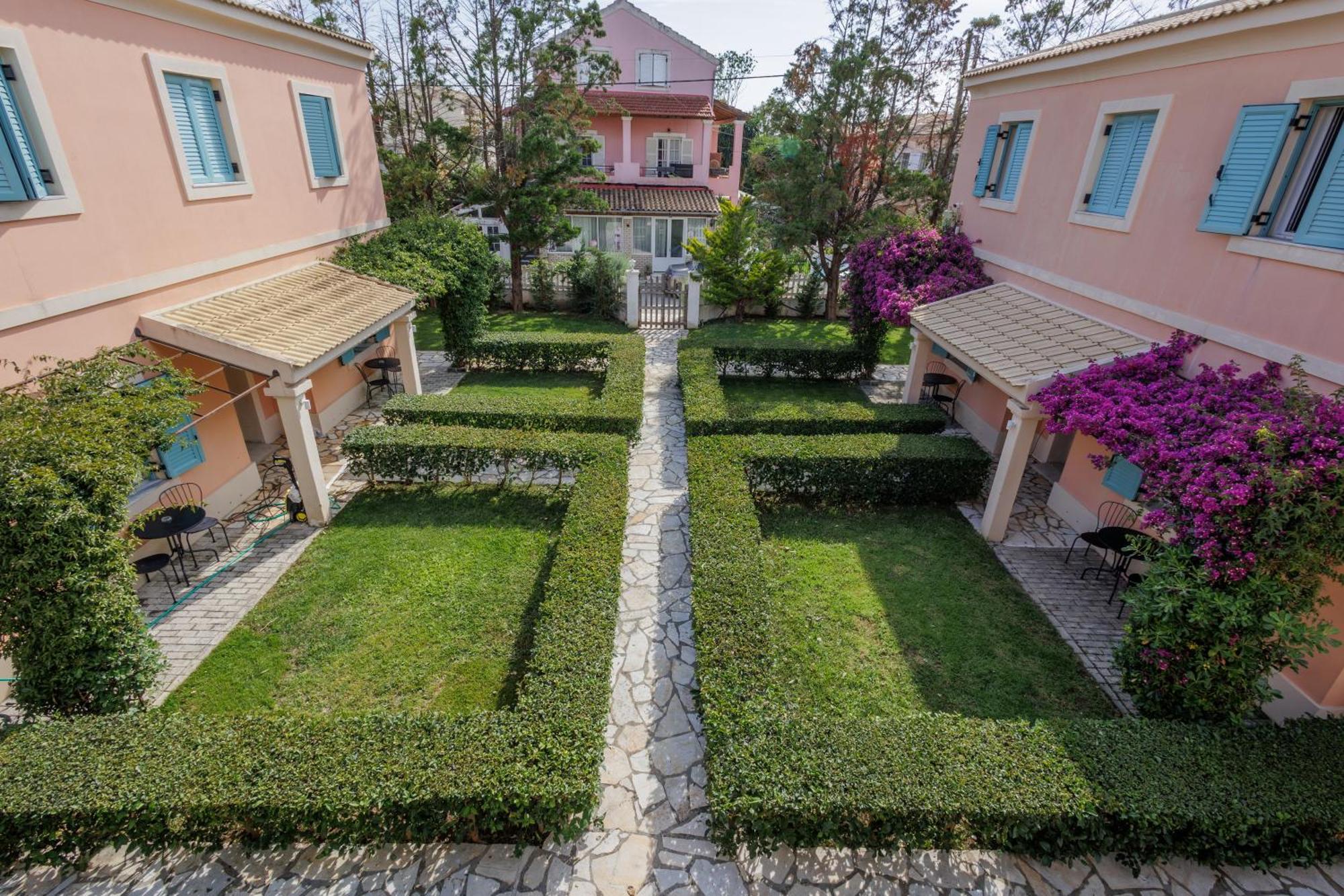 Satori Boutique Hotel Acharavi  Exterior photo