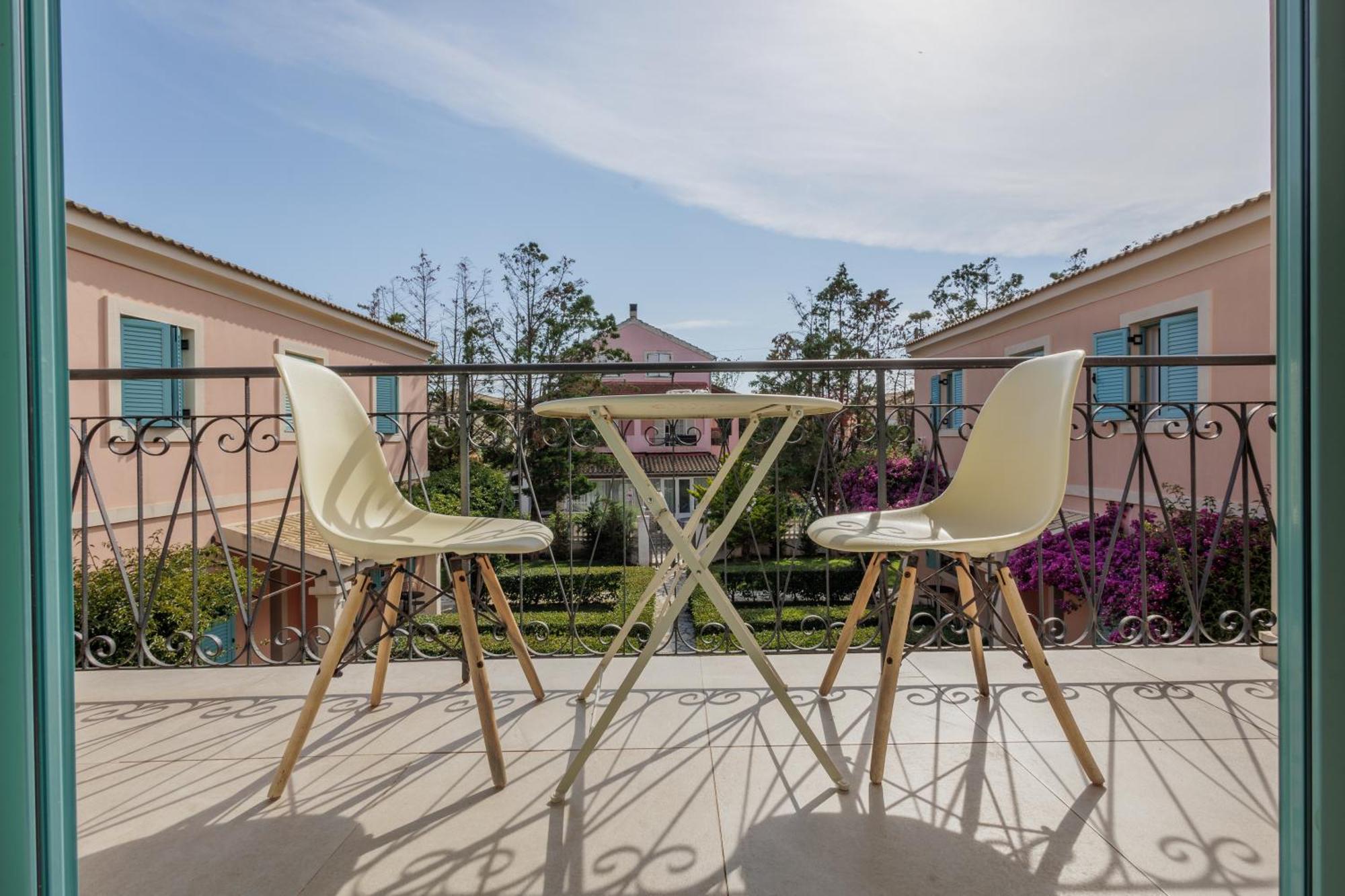 Satori Boutique Hotel Acharavi  Exterior photo