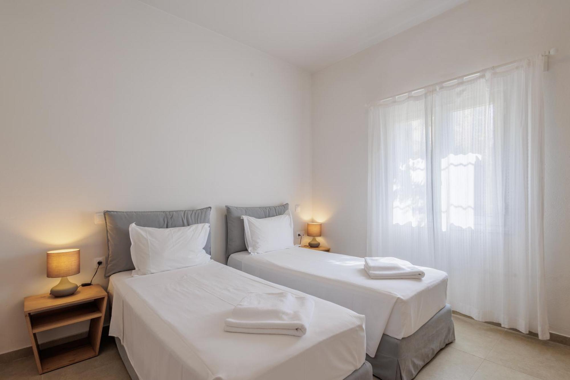 Satori Boutique Hotel Acharavi  Exterior photo