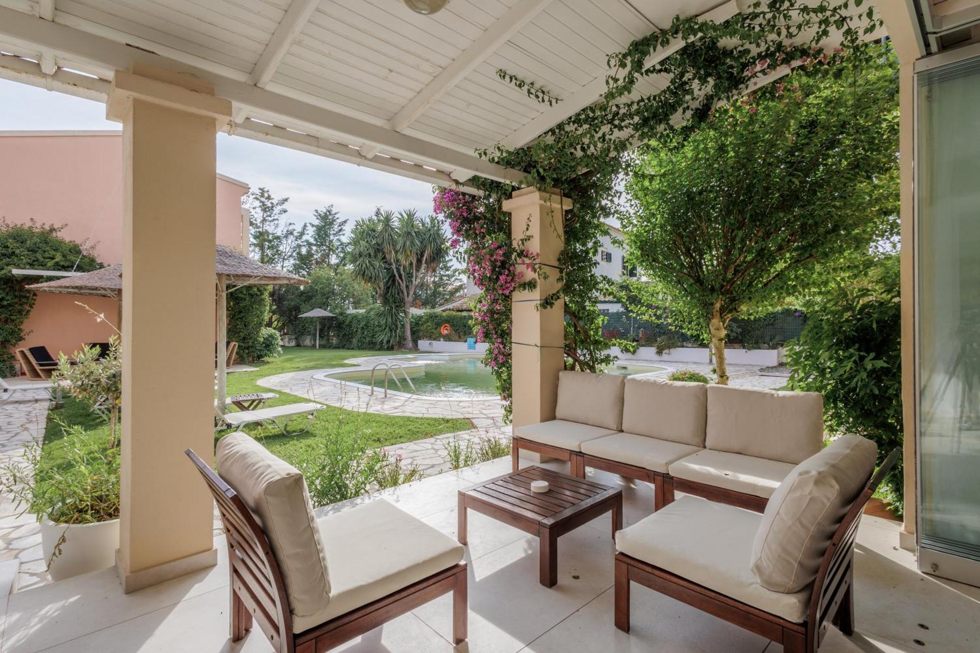 Satori Boutique Hotel Acharavi  Exterior photo