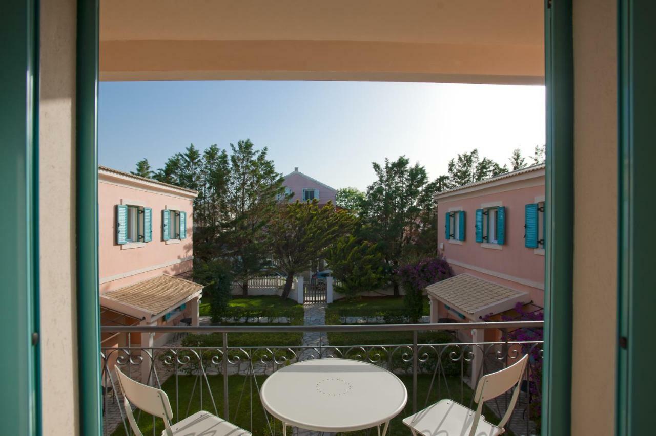 Satori Boutique Hotel Acharavi  Exterior photo